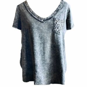 Aratta the silent journey grey lace back top M